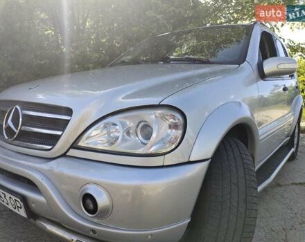 Мерседес М-Класс 2002 в Одессе на Automoto.ua Серый Мерседес М-Класс, объемом двигателя 2.69 л и пробегом 405 тыс. км за 8000 $, фото 5 на Automoto.ua