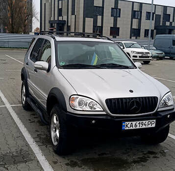 Сірий Мерседес М-Клас, об'ємом двигуна 2.7 л та пробігом 302 тис. км за 12000 $, фото 40 на Automoto.ua