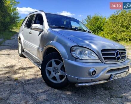 Мерседес М-Класс 2002 в Одессе на Automoto.ua Серый Мерседес М-Класс, объемом двигателя 2.69 л и пробегом 405 тыс. км за 8000 $, фото 4 на Automoto.ua