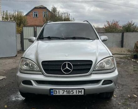 Серый Мерседес М-Класс, объемом двигателя 2.69 л и пробегом 357 тыс. км за 7600 $, фото 3 на Automoto.ua