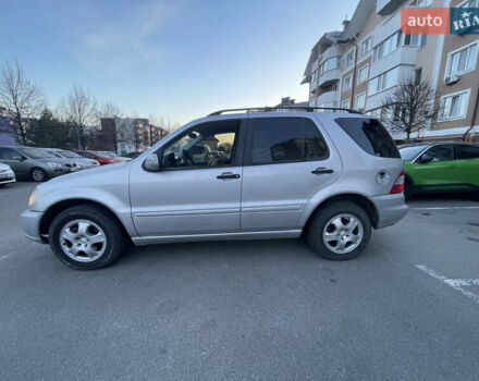 Серый Мерседес М-Класс, объемом двигателя 3.2 л и пробегом 372 тыс. км за 5700 $, фото 2 на Automoto.ua