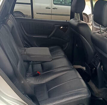 Сірий Мерседес М-Клас, об'ємом двигуна 2.7 л та пробігом 302 тис. км за 12000 $, фото 21 на Automoto.ua