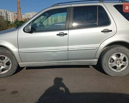 Серый Мерседес М-Класс, объемом двигателя 2.7 л и пробегом 290 тыс. км за 6999 $, фото 8 на Automoto.ua