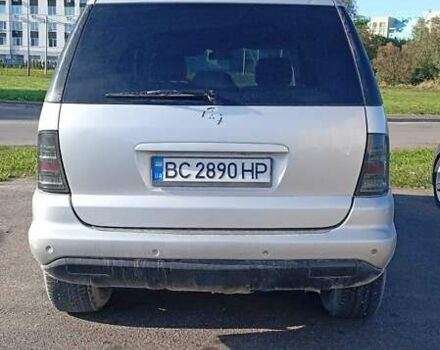 Серый Мерседес М-Класс, объемом двигателя 2.7 л и пробегом 290 тыс. км за 6999 $, фото 1 на Automoto.ua