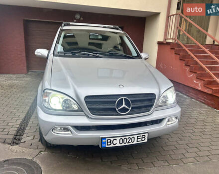 Серый Мерседес М-Класс, объемом двигателя 2.7 л и пробегом 327 тыс. км за 8500 $, фото 13 на Automoto.ua