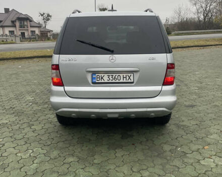 Серый Мерседес М-Класс, объемом двигателя 2.69 л и пробегом 390 тыс. км за 8350 $, фото 6 на Automoto.ua