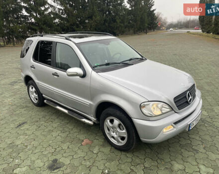 Серый Мерседес М-Класс, объемом двигателя 2.69 л и пробегом 390 тыс. км за 8350 $, фото 13 на Automoto.ua