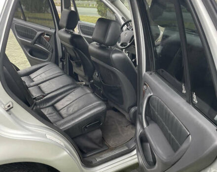 Серый Мерседес М-Класс, объемом двигателя 2.69 л и пробегом 390 тыс. км за 8350 $, фото 29 на Automoto.ua