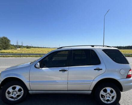 Серый Мерседес М-Класс, объемом двигателя 2.69 л и пробегом 460 тыс. км за 7999 $, фото 3 на Automoto.ua