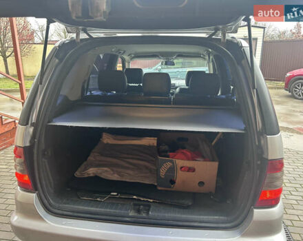 Серый Мерседес М-Класс, объемом двигателя 2.7 л и пробегом 327 тыс. км за 8500 $, фото 21 на Automoto.ua