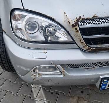 Сірий Мерседес М-Клас, об'ємом двигуна 2.69 л та пробігом 403 тис. км за 6000 $, фото 4 на Automoto.ua