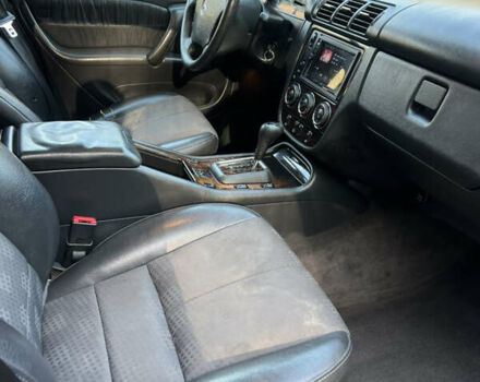 Серый Мерседес М-Класс, объемом двигателя 2.7 л и пробегом 270 тыс. км за 4400 $, фото 21 на Automoto.ua