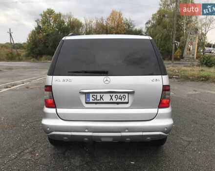 Сірий Мерседес М-Клас, об'ємом двигуна 2.7 л та пробігом 340 тис. км за 4350 $, фото 5 на Automoto.ua