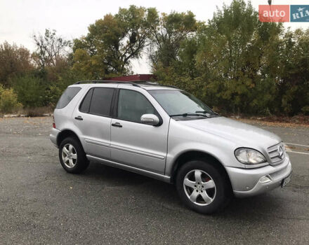 Сірий Мерседес М-Клас, об'ємом двигуна 2.7 л та пробігом 340 тис. км за 4350 $, фото 2 на Automoto.ua