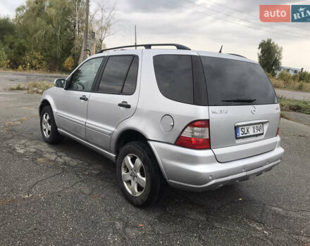 Сірий Мерседес М-Клас, об'ємом двигуна 2.7 л та пробігом 340 тис. км за 4350 $, фото 7 на Automoto.ua