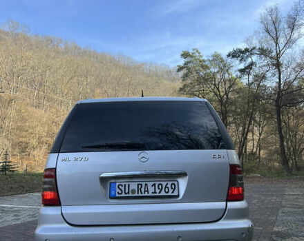 Серый Мерседес М-Класс, объемом двигателя 2.7 л и пробегом 270 тыс. км за 4400 $, фото 11 на Automoto.ua