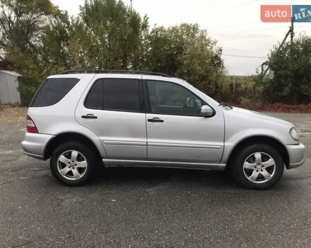 Сірий Мерседес М-Клас, об'ємом двигуна 2.7 л та пробігом 340 тис. км за 4350 $, фото 3 на Automoto.ua