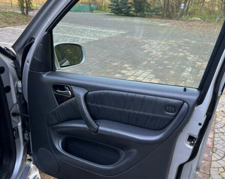 Серый Мерседес М-Класс, объемом двигателя 2.7 л и пробегом 270 тыс. км за 4400 $, фото 20 на Automoto.ua