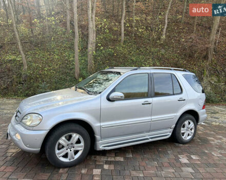 Серый Мерседес М-Класс, объемом двигателя 2.7 л и пробегом 270 тыс. км за 4400 $, фото 2 на Automoto.ua