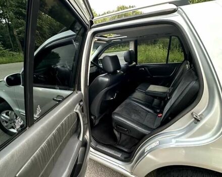 Сірий Мерседес М-Клас, об'ємом двигуна 2.69 л та пробігом 280 тис. км за 10500 $, фото 6 на Automoto.ua