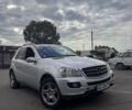 Сірий Мерседес М-Клас, об'ємом двигуна 2.99 л та пробігом 312 тис. км за 9999 $, фото 1 на Automoto.ua