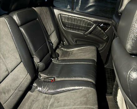 Серый Мерседес М-Класс, объемом двигателя 2.69 л и пробегом 474 тыс. км за 7000 $, фото 23 на Automoto.ua