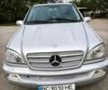 Сірий Мерседес М-Клас, об'ємом двигуна 2.7 л та пробігом 343 тис. км за 6900 $, фото 1 на Automoto.ua