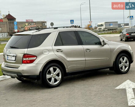 Серый Мерседес М-Класс, объемом двигателя 3.5 л и пробегом 300 тыс. км за 7999 $, фото 9 на Automoto.ua