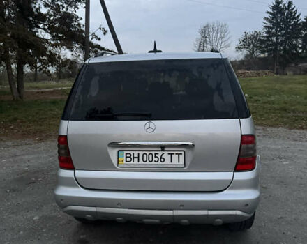 Серый Мерседес М-Класс, объемом двигателя 2.69 л и пробегом 474 тыс. км за 7000 $, фото 6 на Automoto.ua