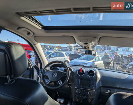 Серый Мерседес М-Класс, объемом двигателя 3 л и пробегом 380 тыс. км за 10500 $, фото 8 на Automoto.ua