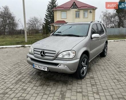 Серый Мерседес М-Класс, объемом двигателя 2.69 л и пробегом 383 тыс. км за 9800 $, фото 7 на Automoto.ua