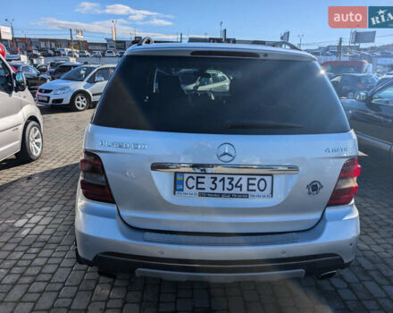 Серый Мерседес М-Класс, объемом двигателя 3 л и пробегом 380 тыс. км за 10500 $, фото 15 на Automoto.ua