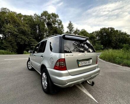 Сірий Мерседес М-Клас, об'ємом двигуна 2.69 л та пробігом 280 тис. км за 10500 $, фото 1 на Automoto.ua