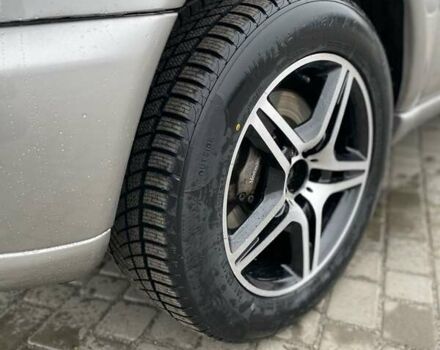 Серый Мерседес М-Класс, объемом двигателя 2.69 л и пробегом 383 тыс. км за 9800 $, фото 18 на Automoto.ua