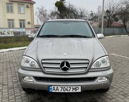 Серый Мерседес М-Класс, объемом двигателя 2.69 л и пробегом 383 тыс. км за 9800 $, фото 17 на Automoto.ua