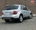 Серый Мерседес М-Класс, объемом двигателя 3.5 л и пробегом 190 тыс. км за 9500 $, фото 13 на Automoto.ua