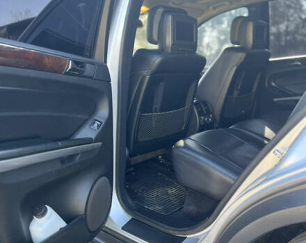 Серый Мерседес М-Класс, объемом двигателя 6.21 л и пробегом 250 тыс. км за 14500 $, фото 23 на Automoto.ua