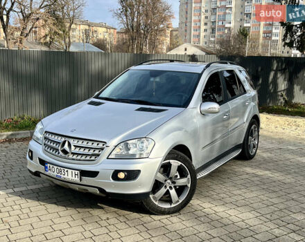 Серый Мерседес М-Класс, объемом двигателя 3 л и пробегом 345 тыс. км за 12400 $, фото 10 на Automoto.ua