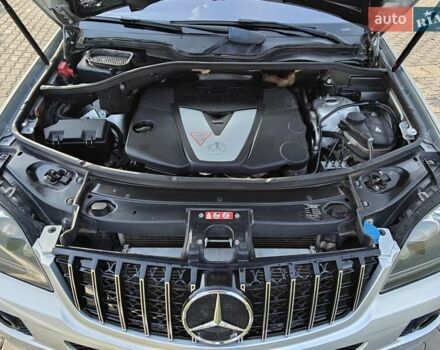 Серый Мерседес М-Класс, объемом двигателя 3 л и пробегом 265 тыс. км за 12300 $, фото 26 на Automoto.ua