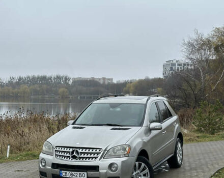 Серый Мерседес М-Класс, объемом двигателя 3.5 л и пробегом 305 тыс. км за 7190 $, фото 1 на Automoto.ua