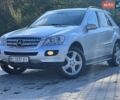 Серый Мерседес М-Класс, объемом двигателя 3 л и пробегом 229 тыс. км за 10999 $, фото 1 на Automoto.ua