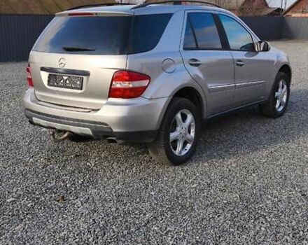 Серый Мерседес М-Класс, объемом двигателя 3 л и пробегом 419 тыс. км за 6200 $, фото 7 на Automoto.ua