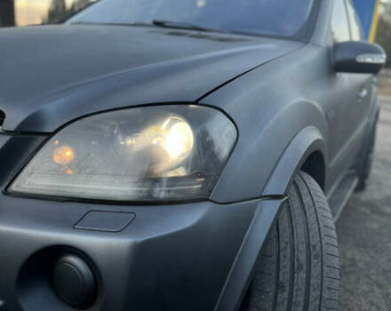 Серый Мерседес М-Класс, объемом двигателя 6.21 л и пробегом 250 тыс. км за 14500 $, фото 7 на Automoto.ua