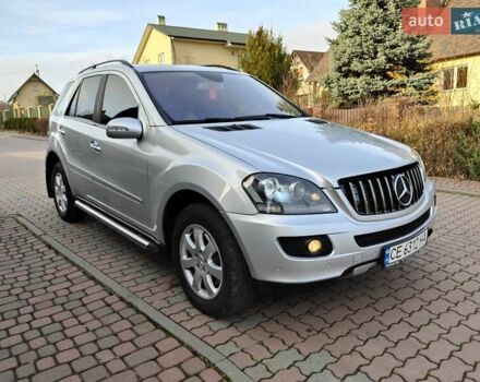 Серый Мерседес М-Класс, объемом двигателя 3 л и пробегом 265 тыс. км за 12300 $, фото 1 на Automoto.ua