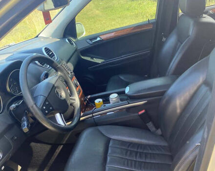 Мерседес М-Класс 2006 в Киеве на Automoto.ua Серый Мерседес М-Класс, объемом двигателя 3.5 л и пробегом 255 тыс. км за 10500 $, фото 9 на Automoto.ua