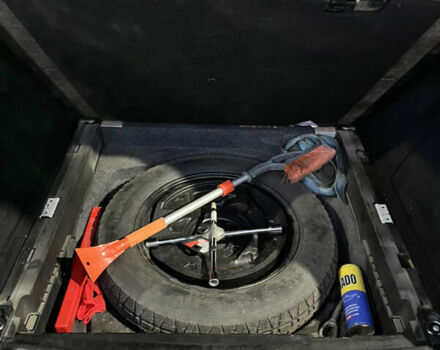 Сірий Мерседес М-Клас, об'ємом двигуна 3 л та пробігом 315 тис. км за 10700 $, фото 17 на Automoto.ua