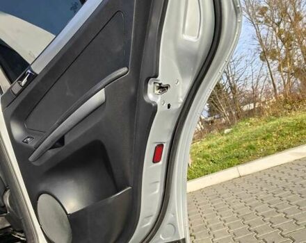 Серый Мерседес М-Класс, объемом двигателя 3 л и пробегом 265 тыс. км за 12300 $, фото 8 на Automoto.ua