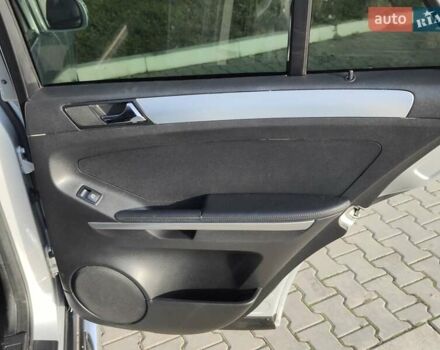 Серый Мерседес М-Класс, объемом двигателя 3 л и пробегом 265 тыс. км за 12300 $, фото 7 на Automoto.ua