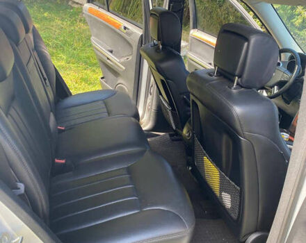 Мерседес М-Класс 2006 в Киеве на Automoto.ua Серый Мерседес М-Класс, объемом двигателя 3.5 л и пробегом 255 тыс. км за 10500 $, фото 2 на Automoto.ua