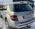 Сірий Мерседес М-Клас, об'ємом двигуна 3.5 л та пробігом 255 тис. км за 8000 $, фото 7 на Automoto.ua